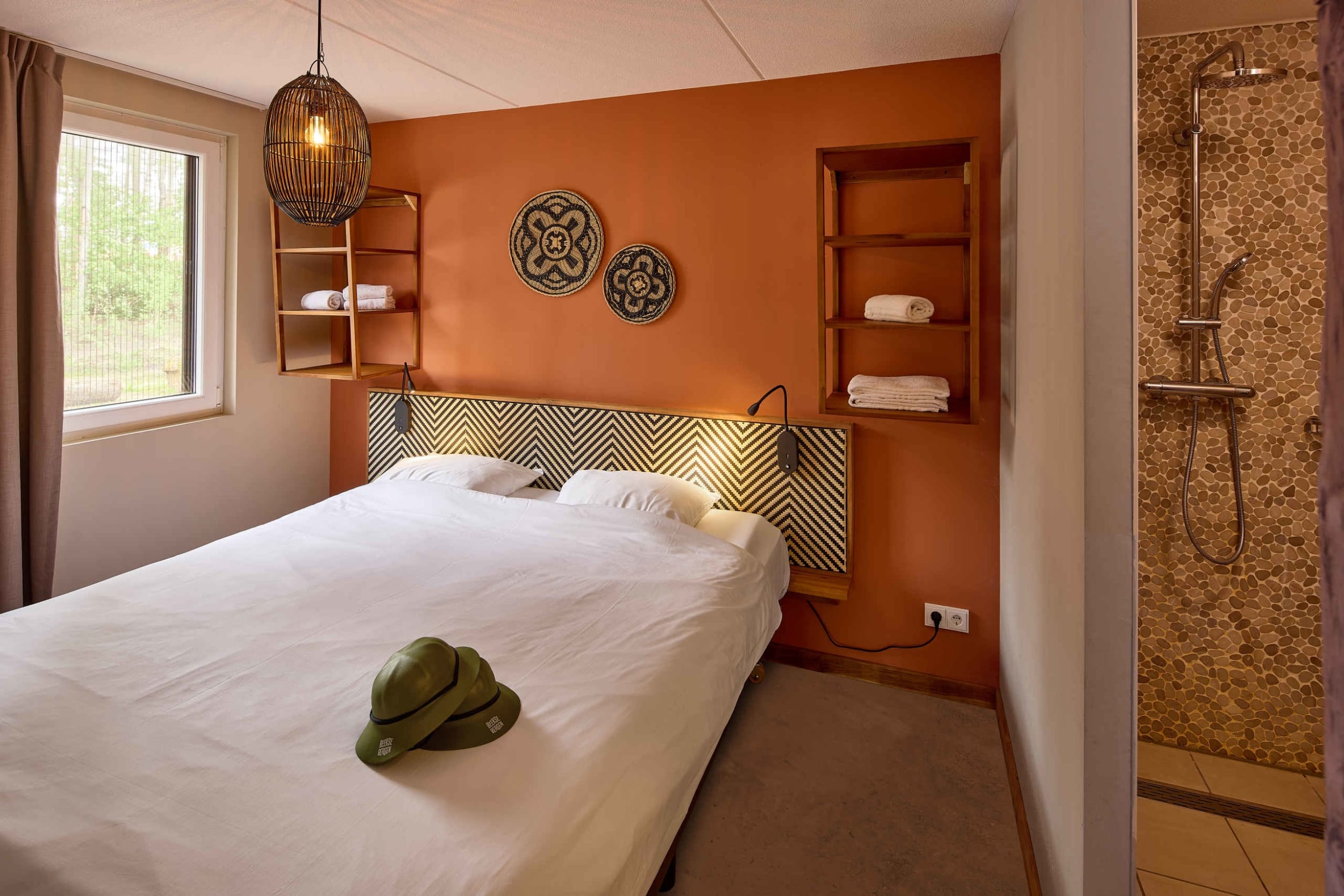 safari-resort-beekse-bergen-savanne-lodge-slaa