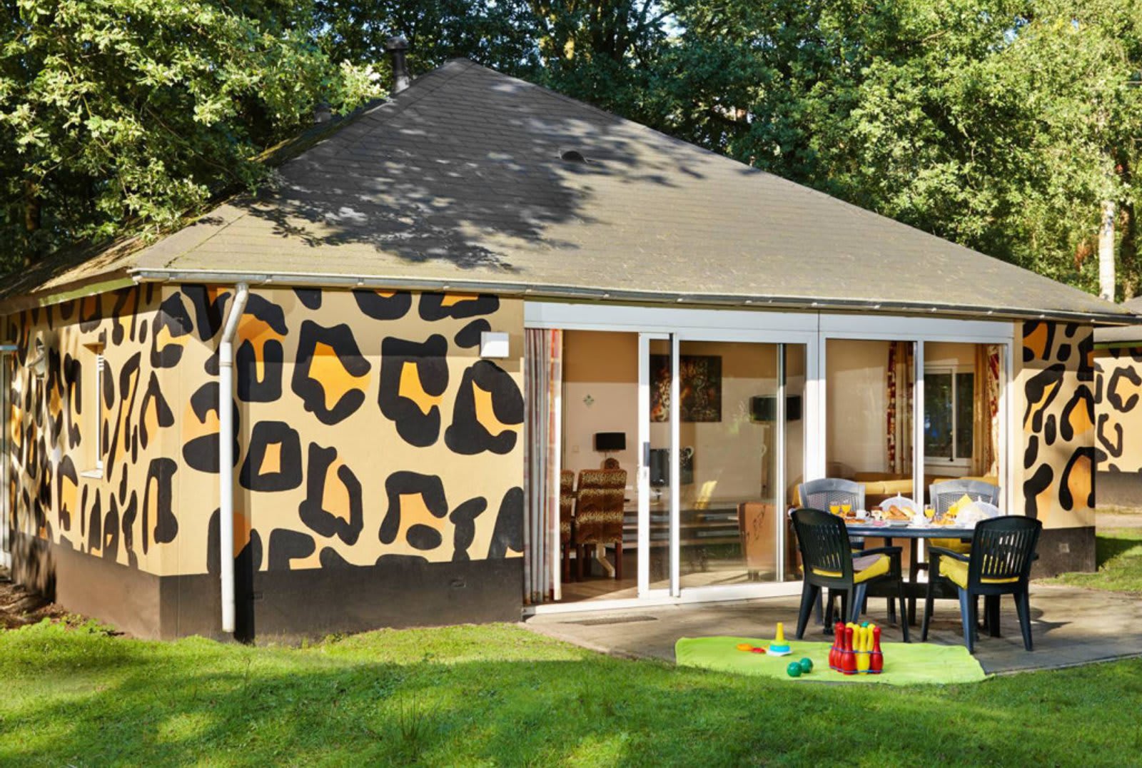 lake_resort_beekse_bergen_jungalow_plus_vooraa