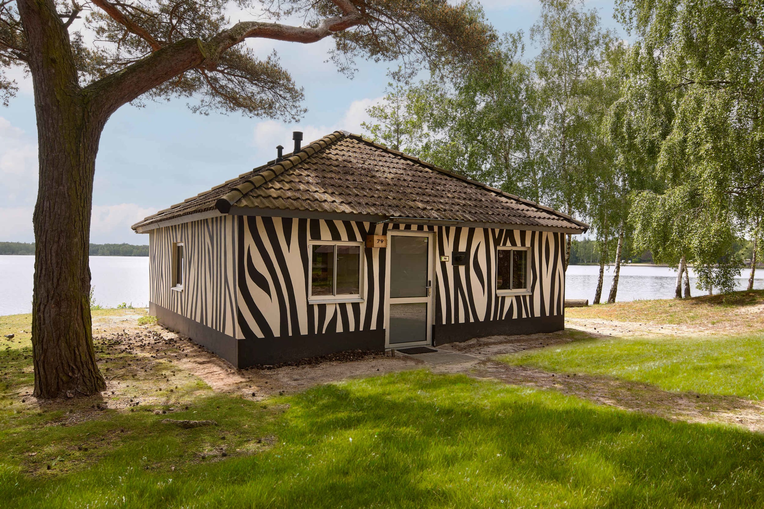 jungalow-zebra-giraf-victoriameer-lake-resort-